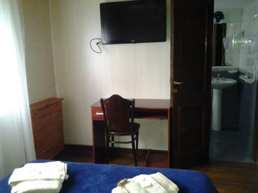 Hotel Alihuen Sierra de la Ventana Habitación foto