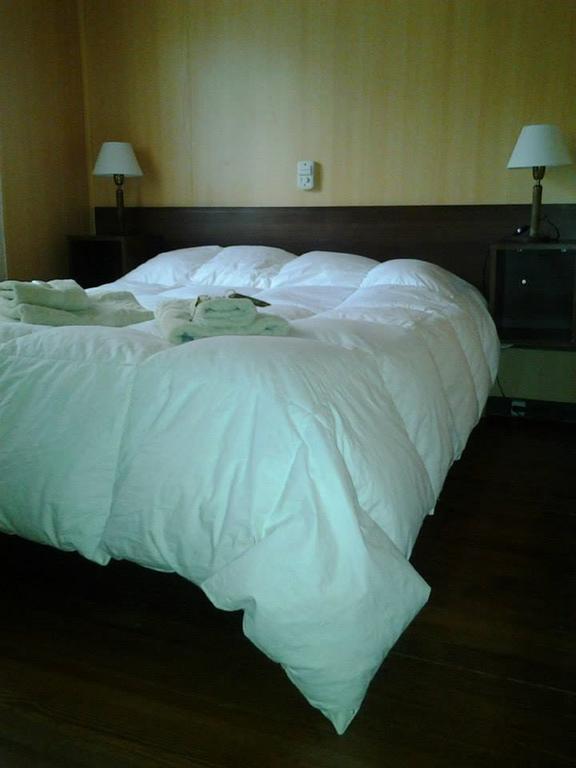 Hotel Alihuen Sierra de la Ventana Habitación foto